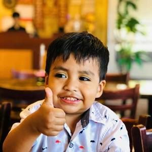 Meet your Posher, Lorena